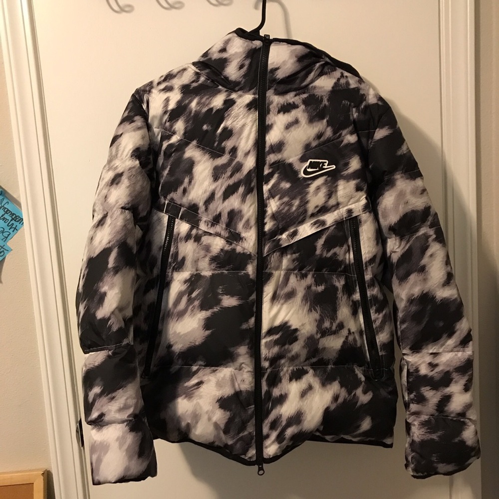 Brand New Nike Snow Jacket 🥶❄️